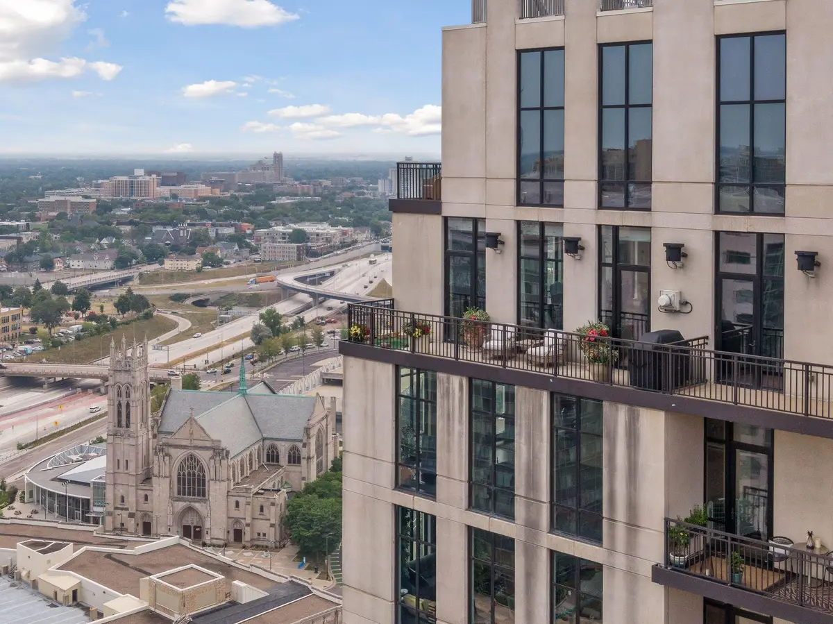 201 S 11th Street #2500, Minneapolis, MN 55403 - #1