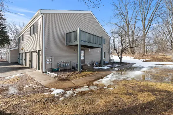 4874 Grenwich Trail N, Saint Paul, MN 55128
