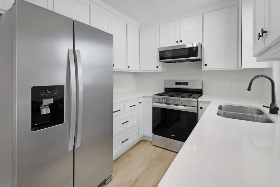 809 Oak Ridge Point Ne, Blaine, MN 55434 - #3