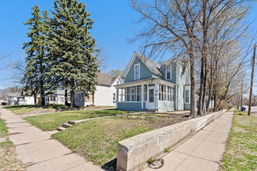 936 Duchess Street, Saint Paul, MN 55106 - #3