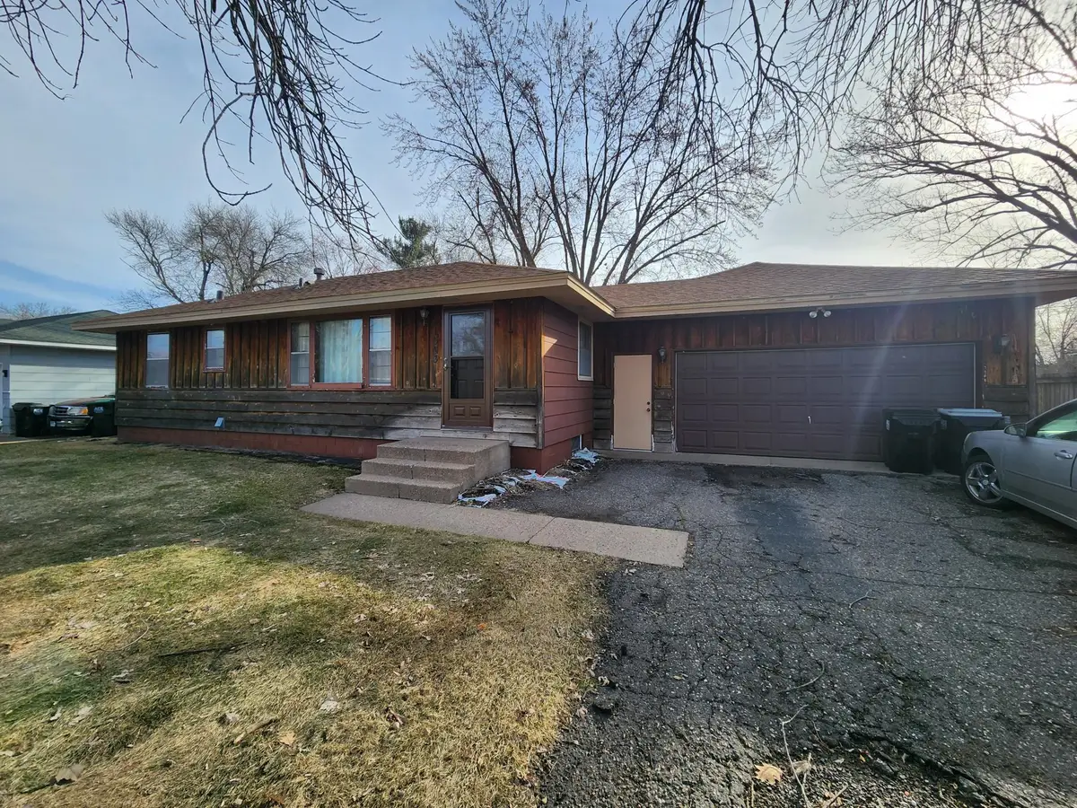 11003 Norway Street Nw, Coon Rapids, MN 55448 - #1