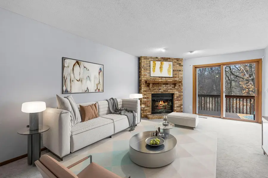 929 Oakwood Heights Circle #6, Eagan, MN 55123 - #2