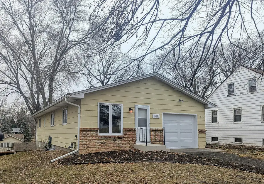 2705 Larch Lane N, Minneapolis, MN 55441 - #3