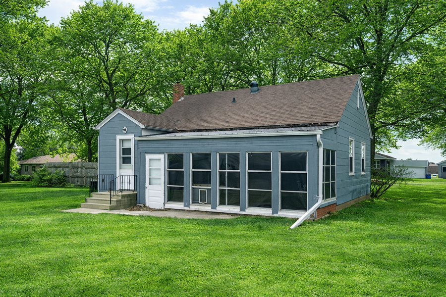 823 Columbus Avenue, Westbrook, MN 56183 - #2