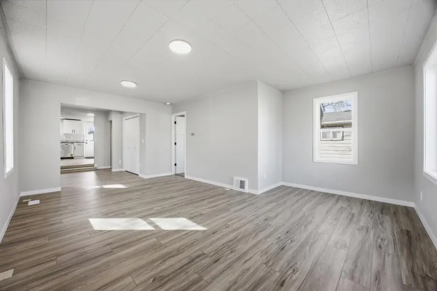 1108 18th Street N, Fargo, ND 58102 - #3