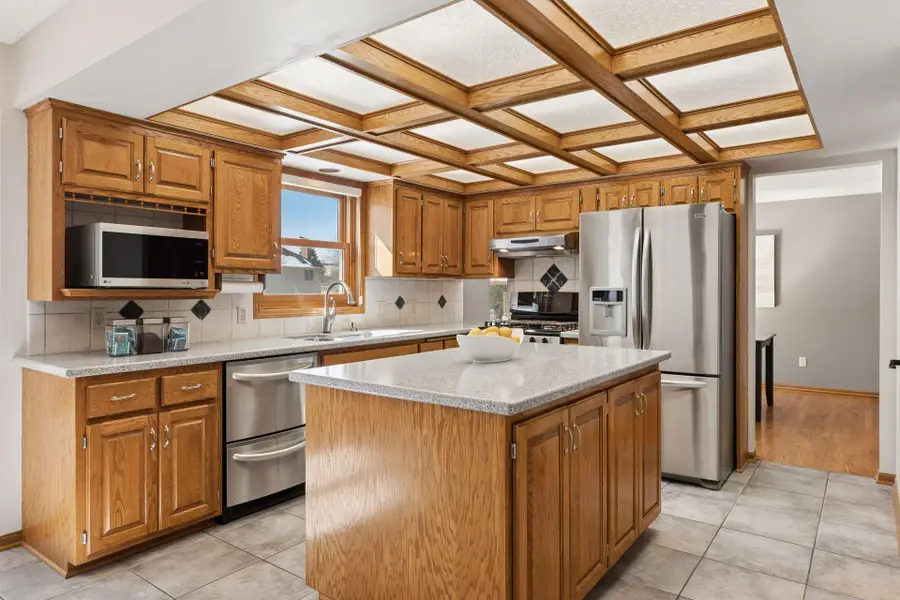 180 Red Oaks Drive, Saint Paul, MN 55127 - #2