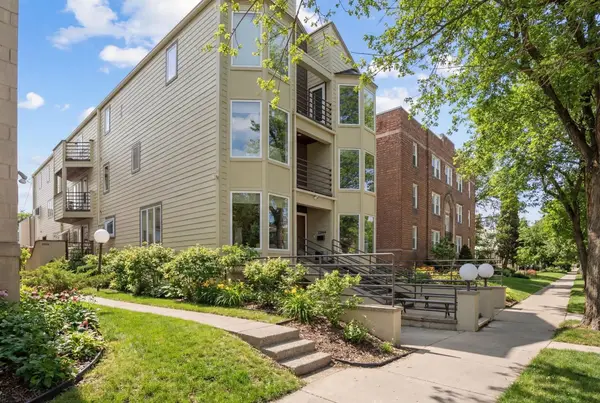 2726 Humboldt Avenue S #B, Minneapolis, MN 55408