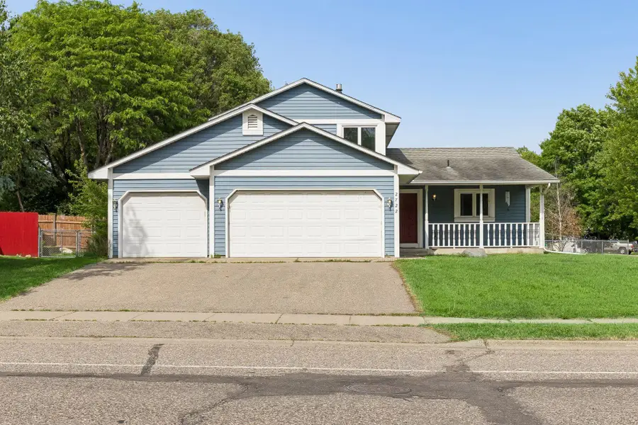 2722 Innsbruck Drive, Saint Paul, MN 55112 - #3