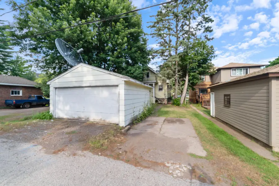 915 Grandview Avenue, Duluth, MN 55812 - #2