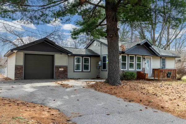 7544 Douglas Drive N, Minneapolis, MN 55443