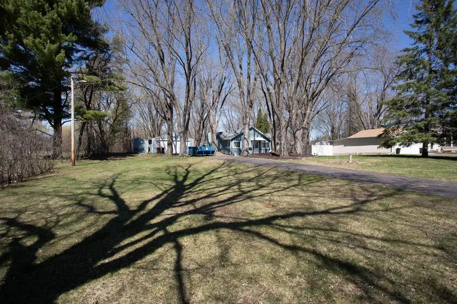 1873 Kohlman Avenue, Saint Paul, MN 55109 - #3