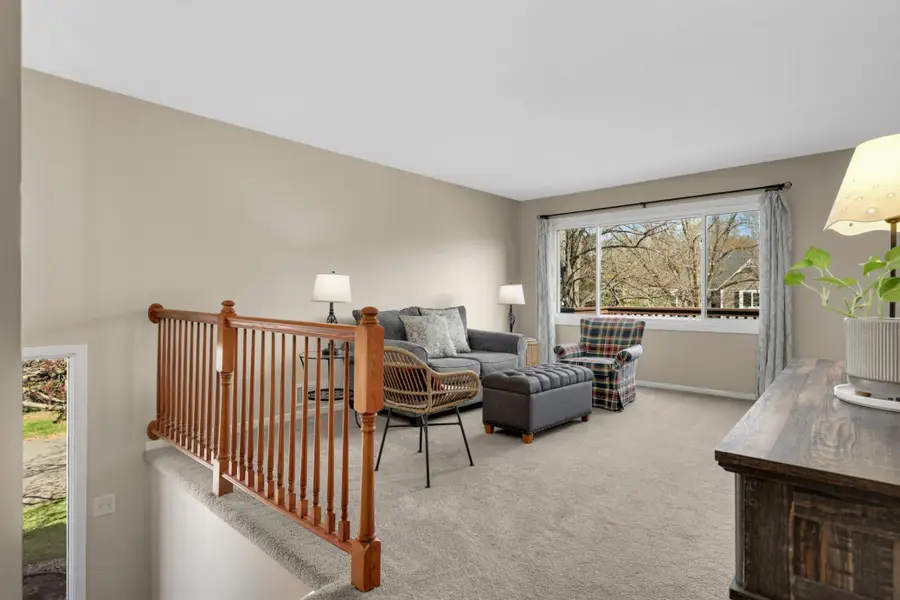 9273 Dartford Road, Woodbury, MN 55125 - #3