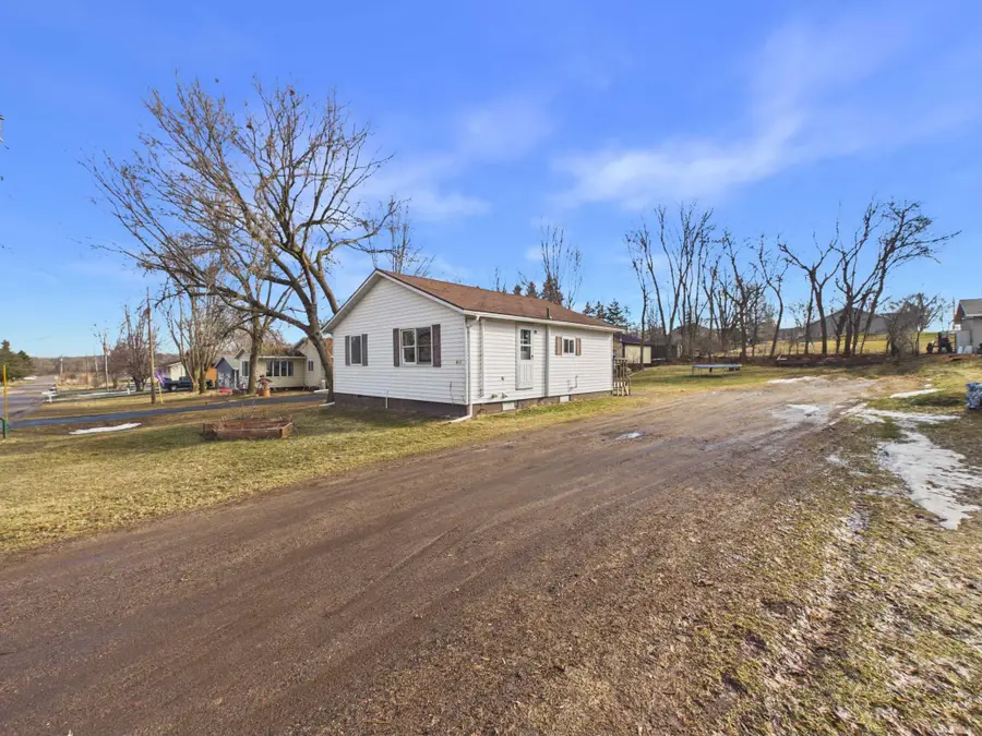 900 4th Street, Holdingford, MN 56340 - #2