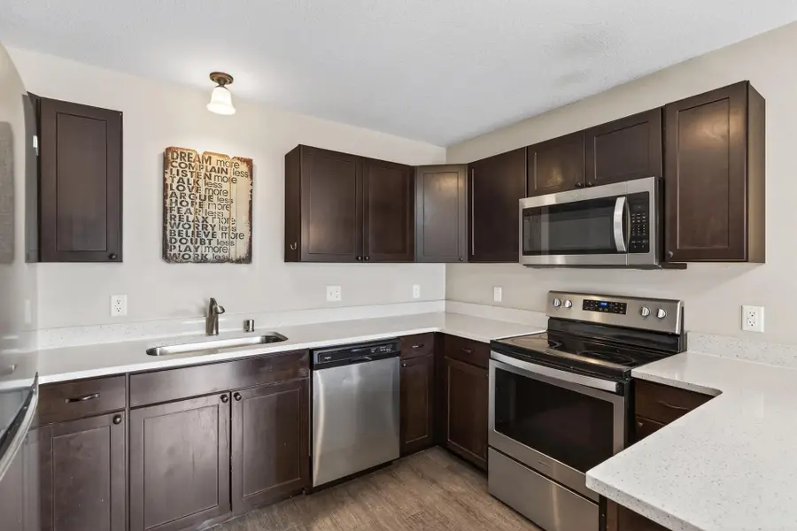 84 Curtice Street E, Saint Paul, MN 55107 - #2