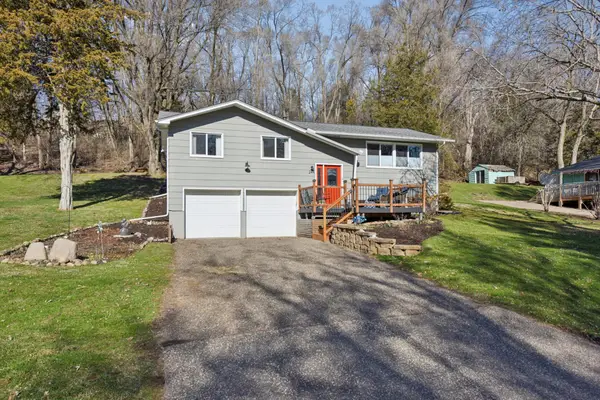 244 Quehl Avenue N, Lakeland, MN 55043