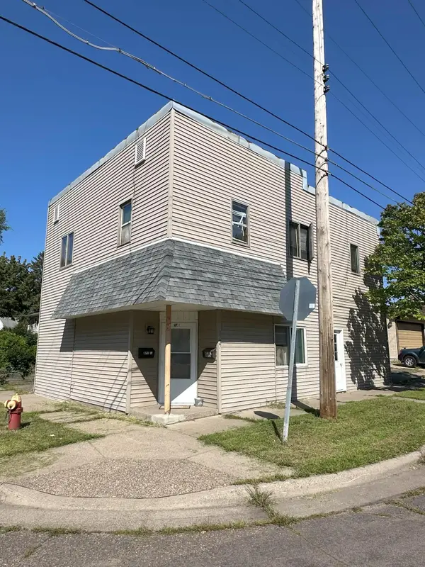 1237 5th Street E, Saint Paul, MN 55106