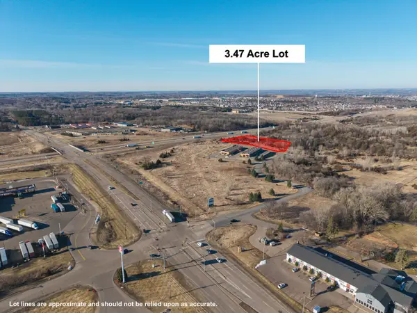 701 Rodeo Drive, Hudson, WI 54016