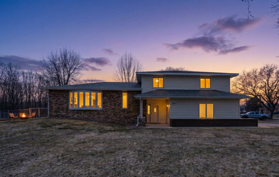 2063 Parkway Drive, Saint Paul, MN 55109 - #2