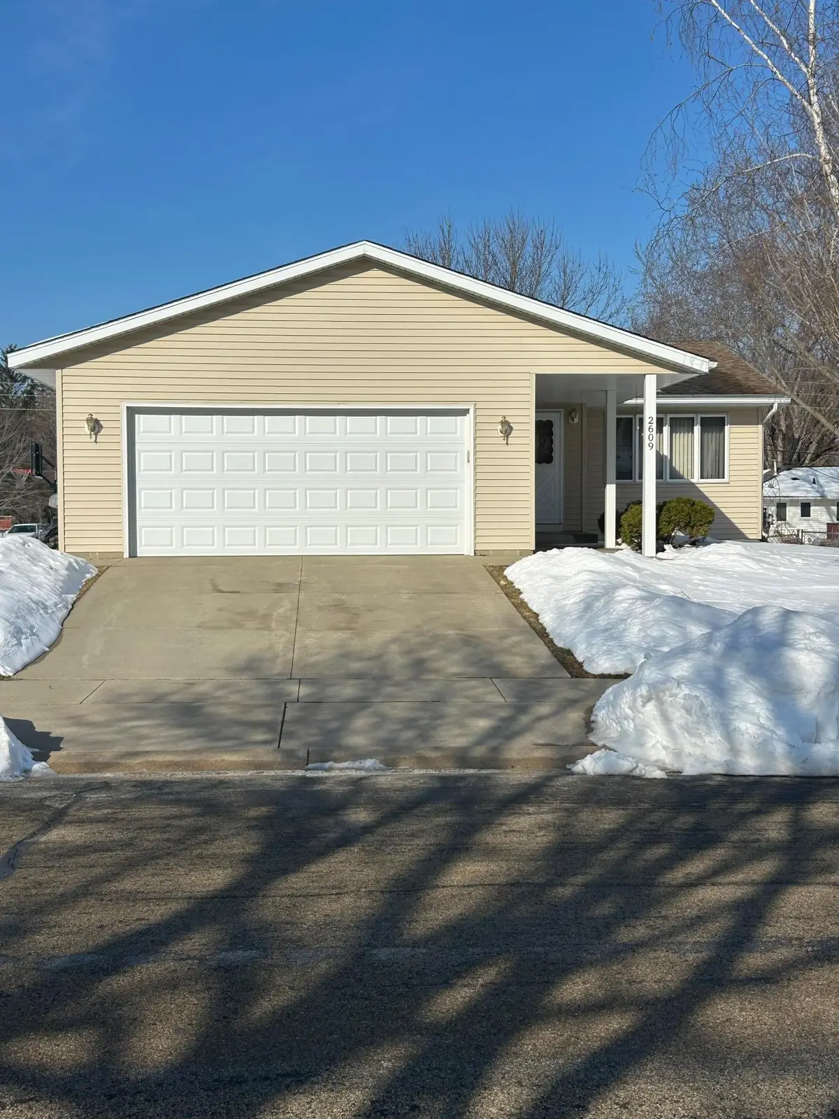 2609 20th Avenue Se, Rochester, MN 55904 - #1
