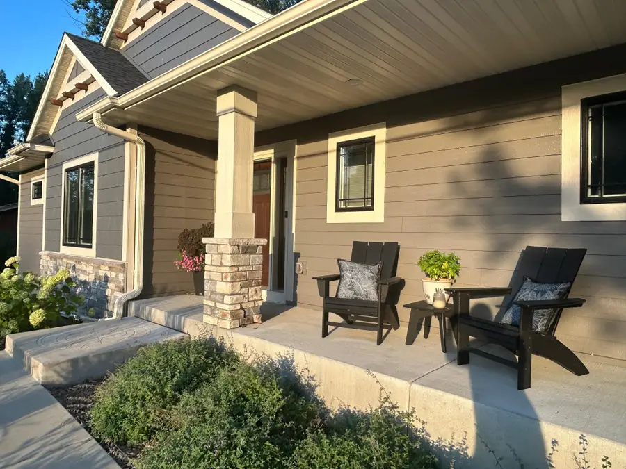 6824 W Shadow Lake Drive, Circle Pines, MN 55014 - #2