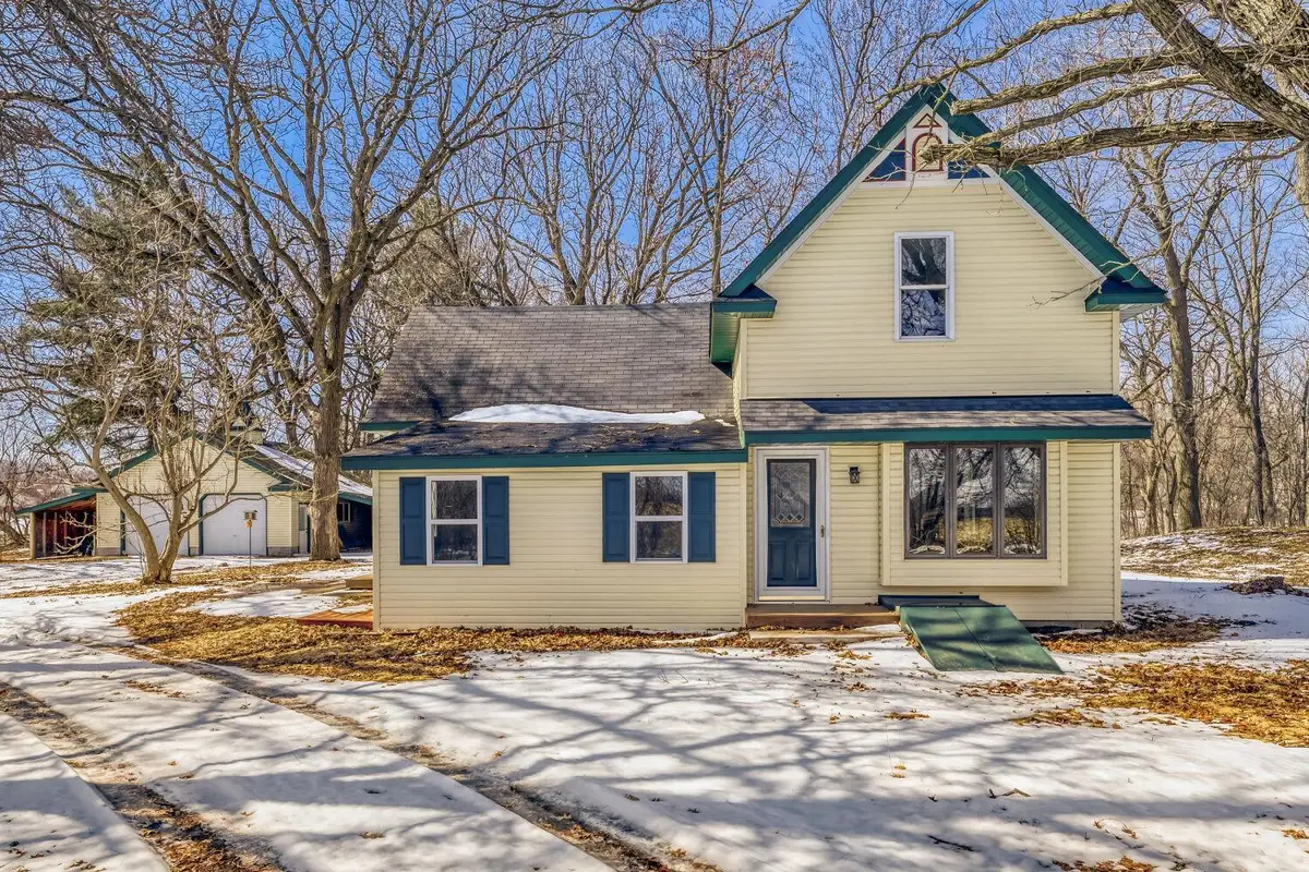 37506 Eaglewood Avenue, North Branch, MN 55056 - #1