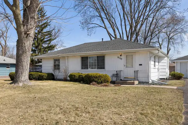 9107 12th Avenue S, Minneapolis, MN 55425