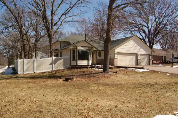 13041 Raven Street Nw, Minneapolis, MN 55448