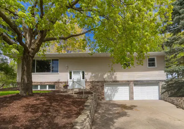 2220 Bossard Drive, Saint Paul, MN 55113