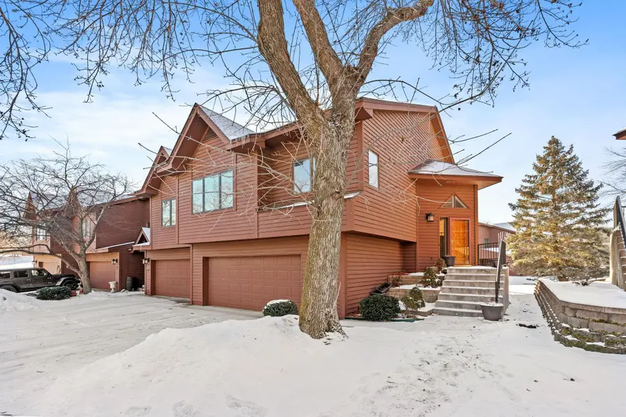 12514 Parkwood Drive, Burnsville, MN 55337 - #2