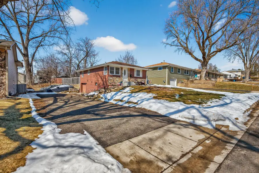 1609 Hillsboro Avenue N, Minneapolis, MN 55427 - #2