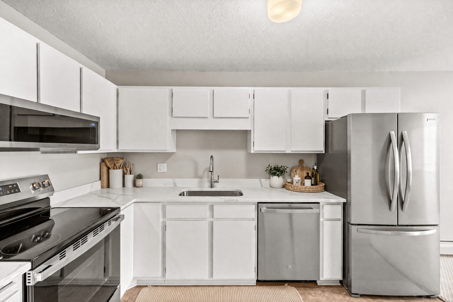 7601 W 101st Street #215, Minneapolis, MN 55438 - #2