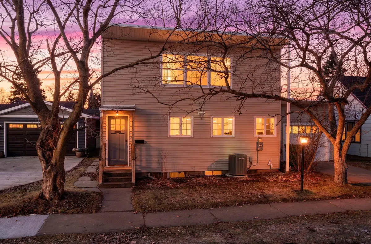 810 4th Avenue Sw, Pine City, MN 55063 - #1