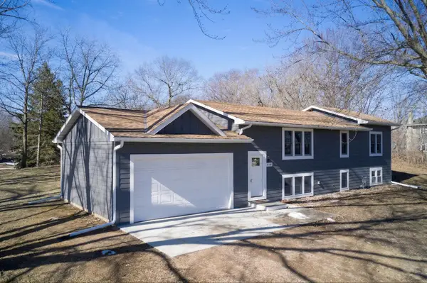 26580 Woodcrest Drive, Elko New Market, MN 55020