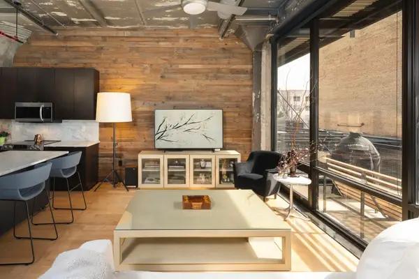 618 Washington Avenue N #304, Minneapolis, MN 55401