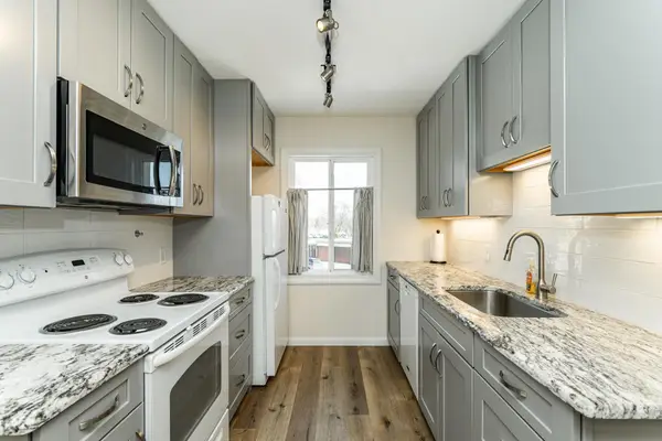 362 Elton Hills Drive Nw #21, Rochester, MN 55901