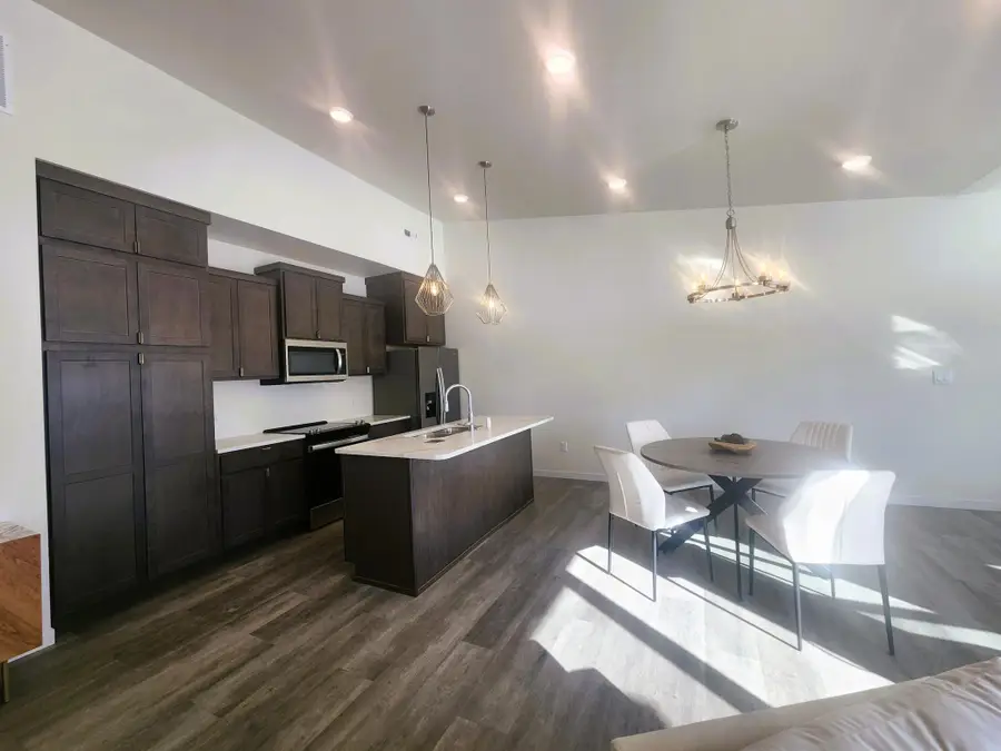 805 9th Avenue Sw #B, Perham, MN 56573 - #2