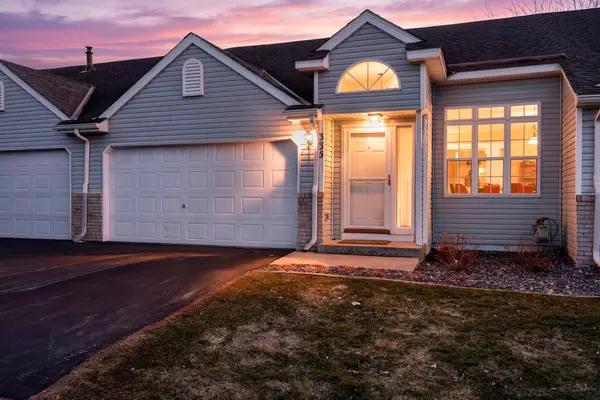 335 Creekside Drive, Buffalo, MN 55313