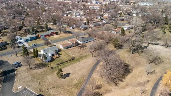 6264 Brooklyn Drive, Minneapolis, MN 55430