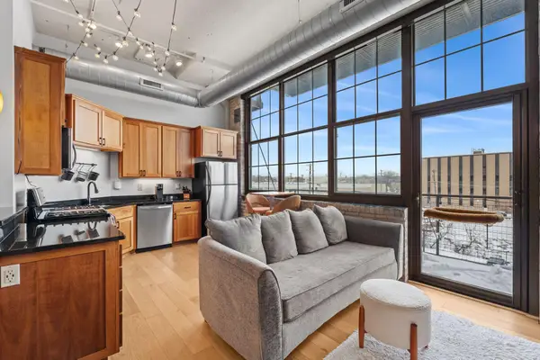 1901 E Hennepin Avenue #306, Minneapolis, MN 55413