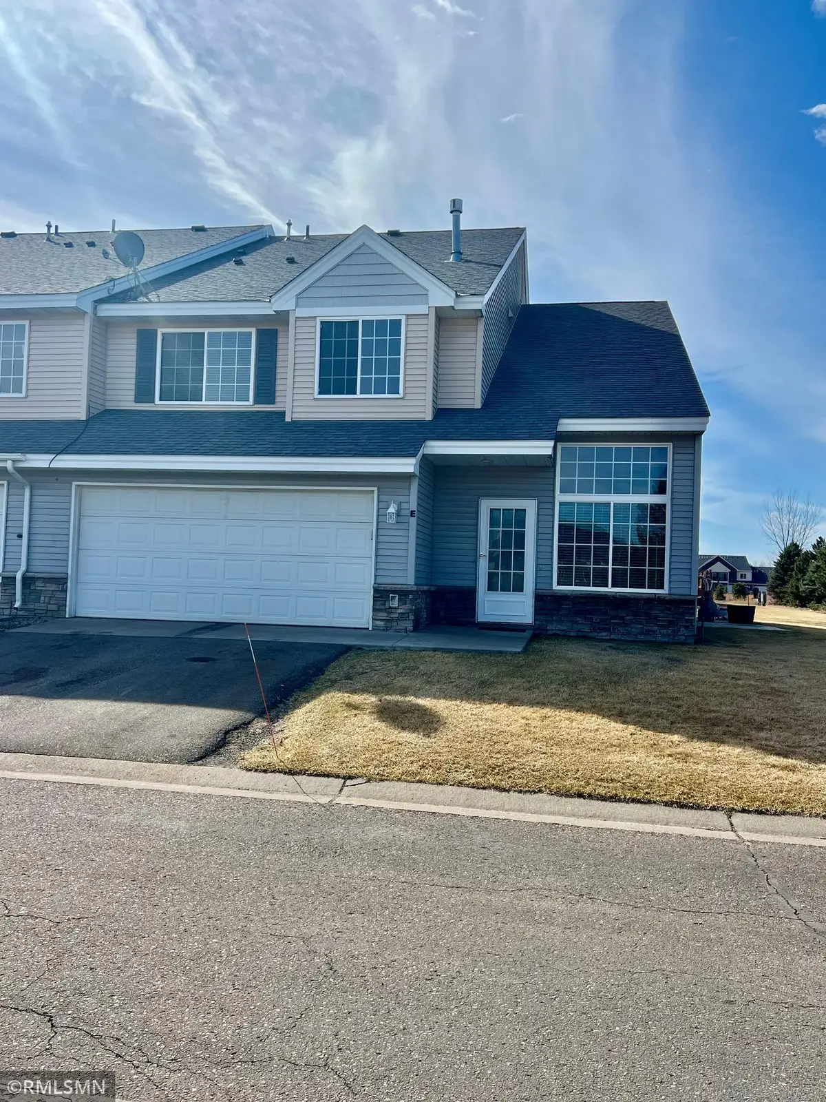 301 Roosevelt Street S #E, Cambridge, MN 55008 - #1