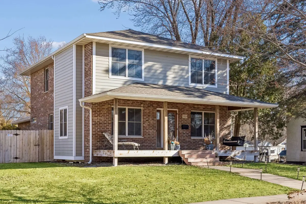 2525 13th Avenue E, Saint Paul, MN 55109 - #1