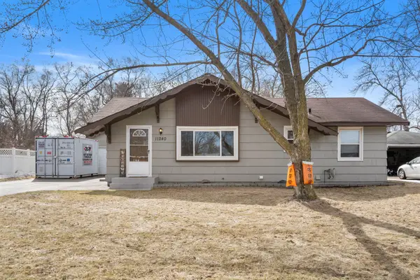 11240 Crocus Street Nw, Minneapolis, MN 55433