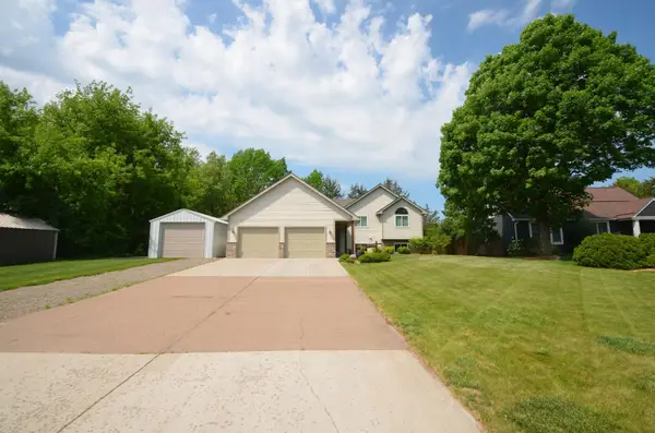 31066 Cedar Ridge Drive, Lindstrom, MN 55045