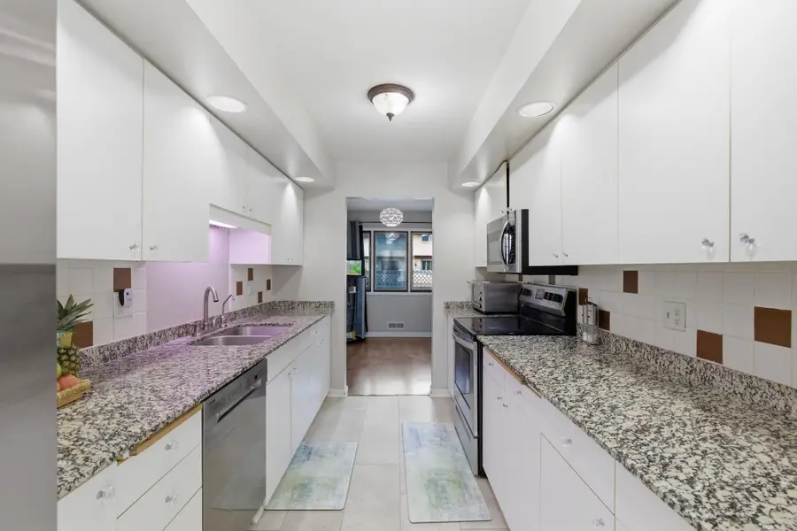 67 Walden Street, Burnsville, MN 55337 - #2