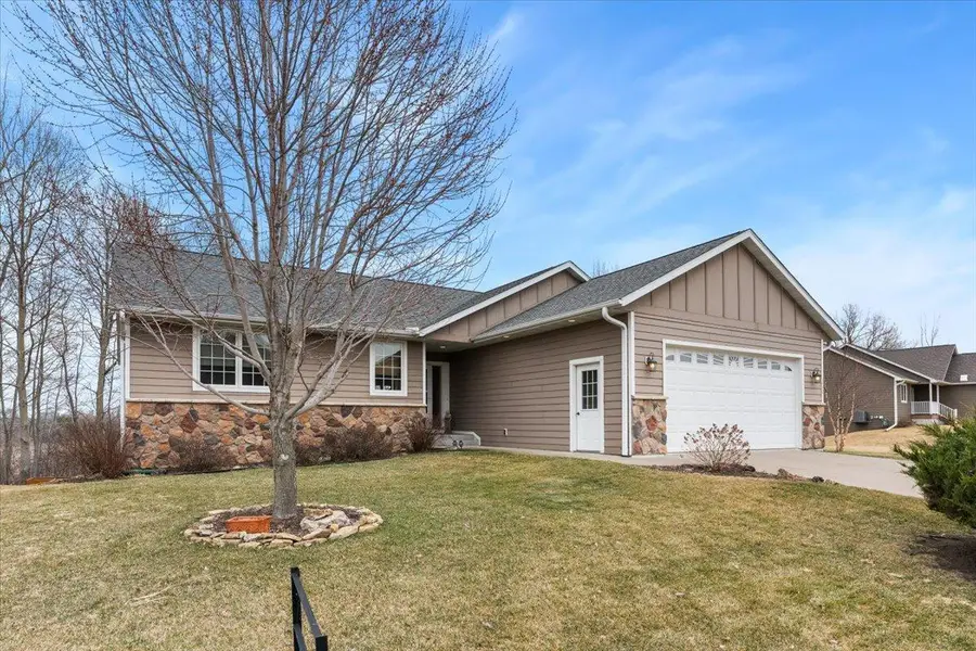 1430 Woodland Way, Lake City, MN 55041 - #2