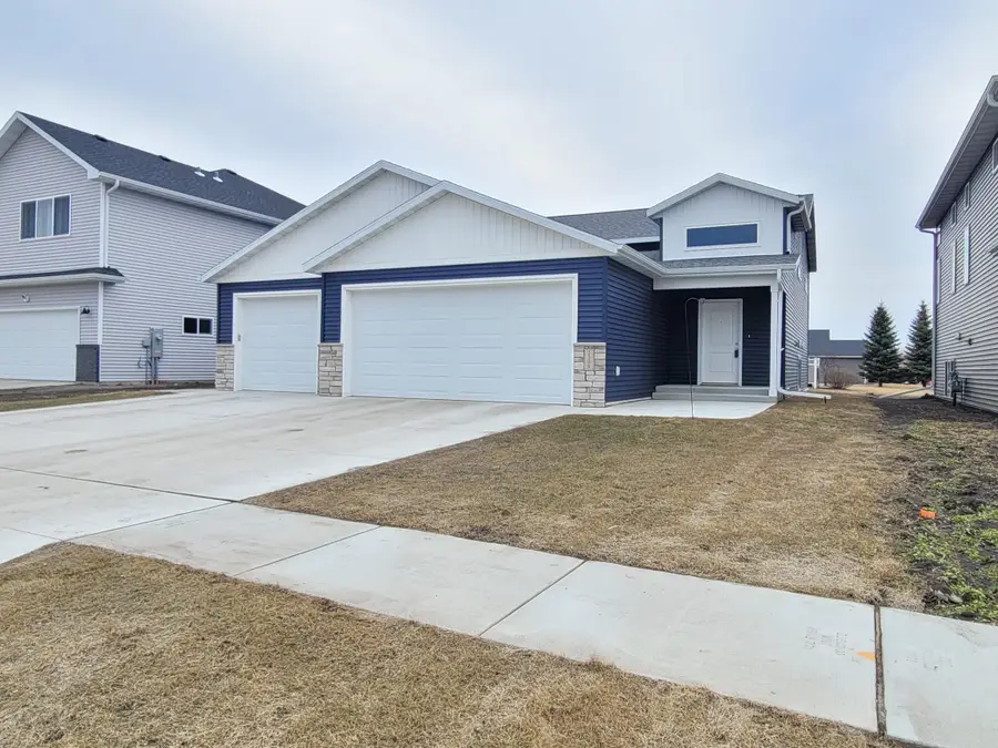 2308 36th Avenue S, Moorhead, MN 56560 - #2