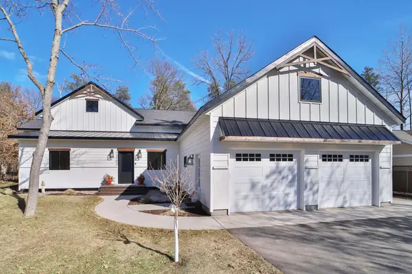 13792 Oakwood Drive, Baxter, MN 56425