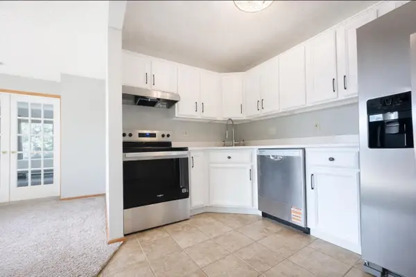 2110 Ridge Drive #32, Minneapolis, MN 55416