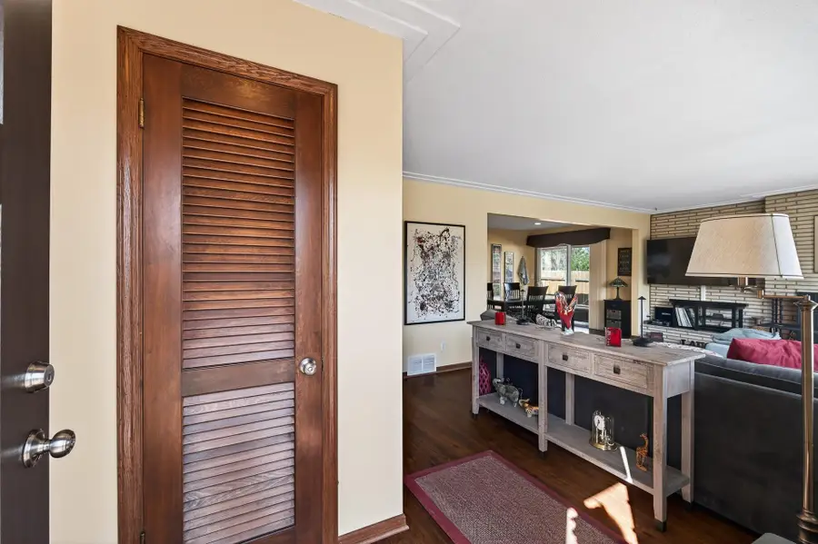 6312 Knoll Street N, Golden Valley, MN 55427 - #3