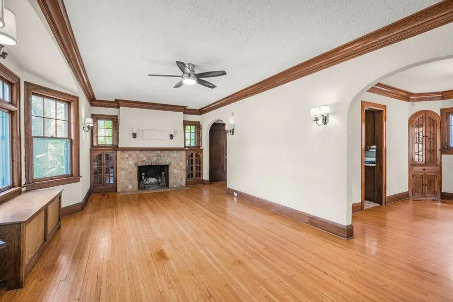 2657 Zenith Avenue N, Robbinsdale, MN 55422 - #2